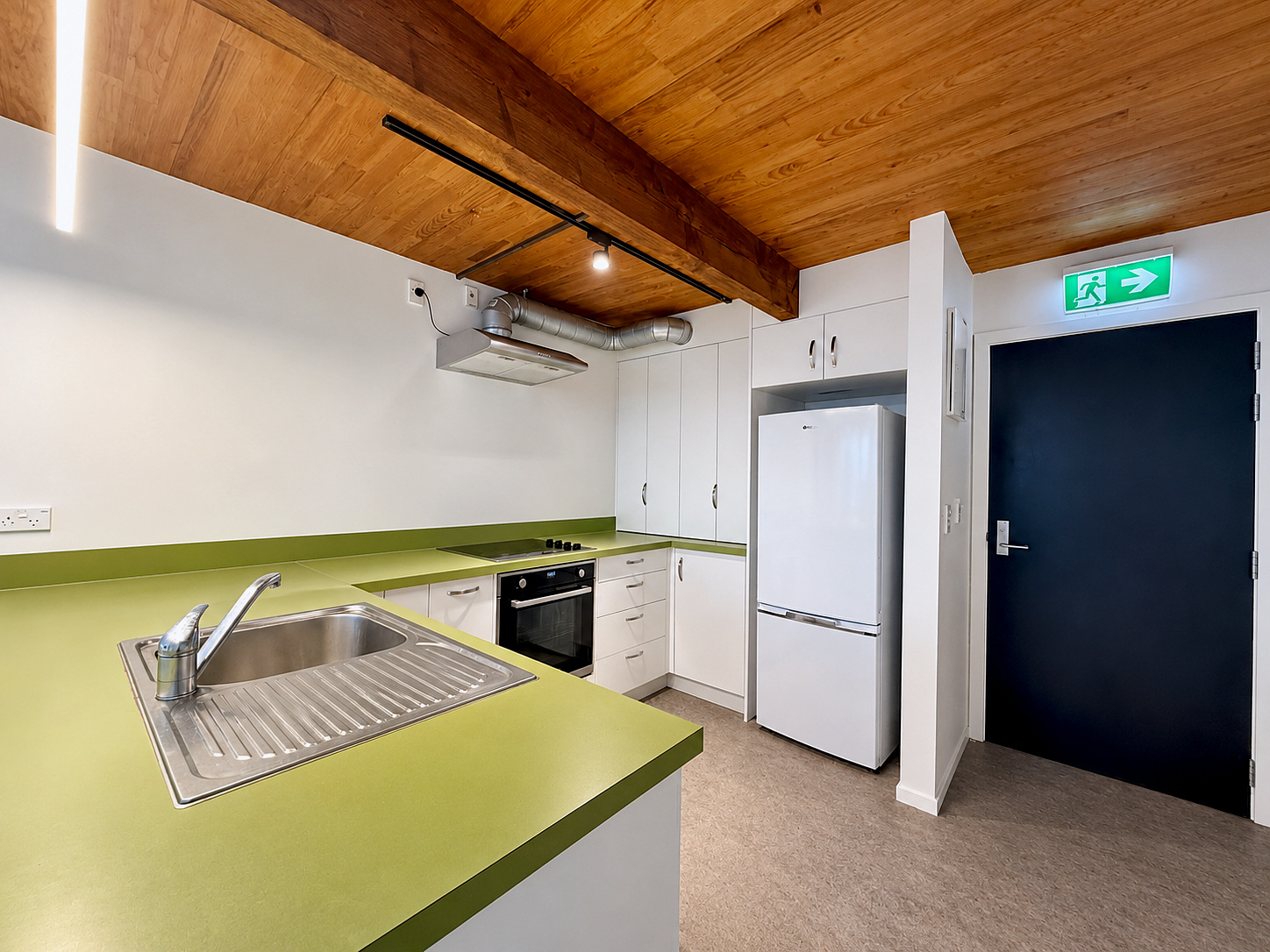 202/68 Dixon Street, Te Aro, Wellington, New Zealand — property photo 2